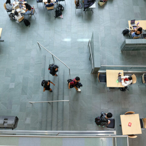 Students are seen in between classes in Duffield Hall on the first day of Fall Semester 2022.