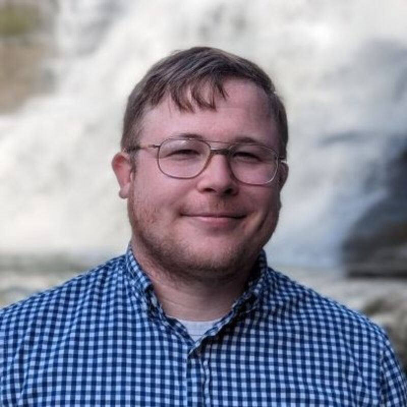 Luke Dye headshot