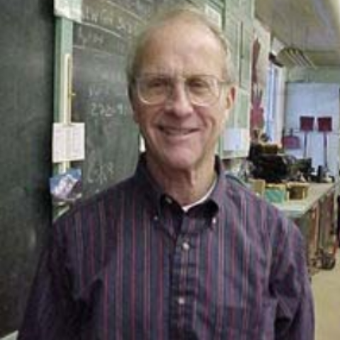 Robert W Langhans