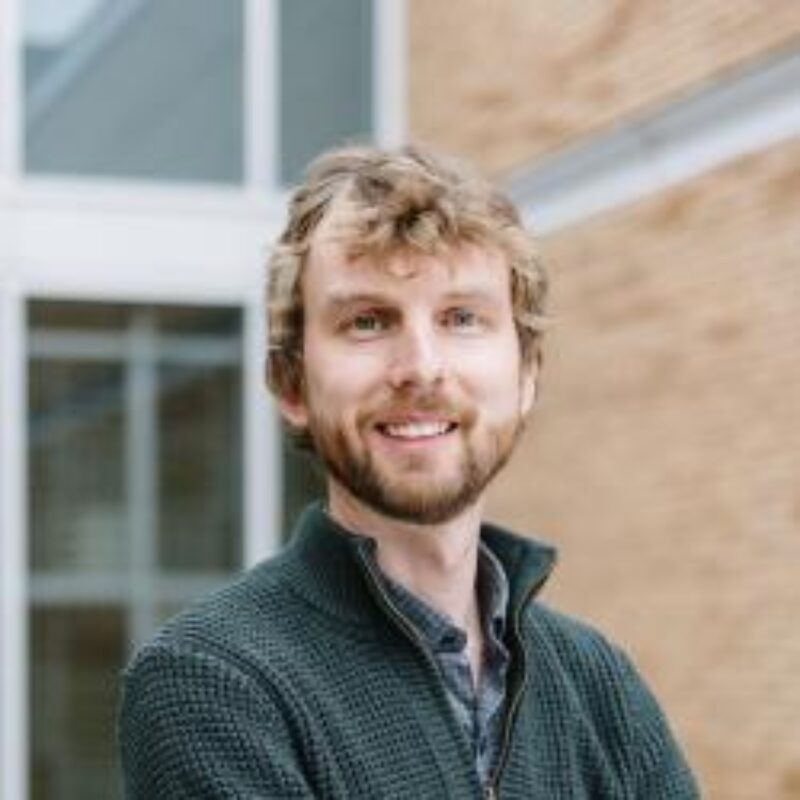 Erik Enbody headshot